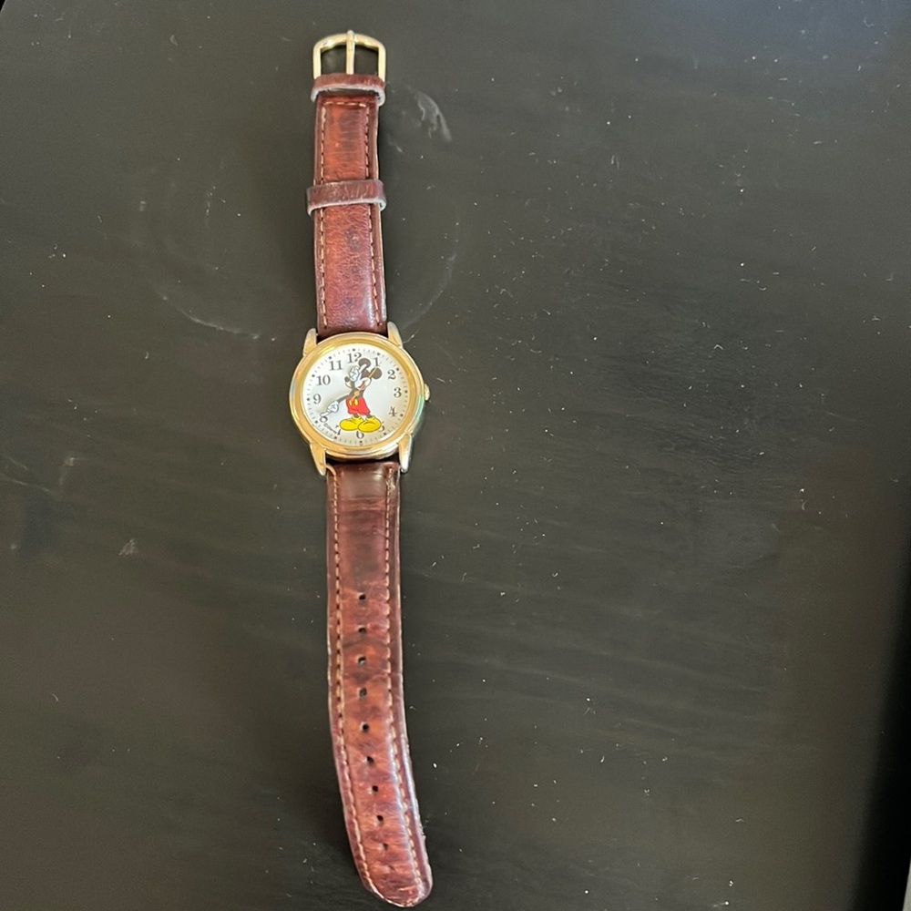 Womens watch disney mickey mouse